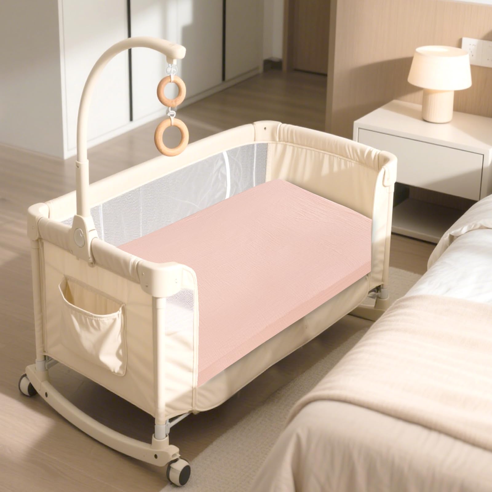 Ideal Hooyax gift: pink checkered bassinet sheets for registries