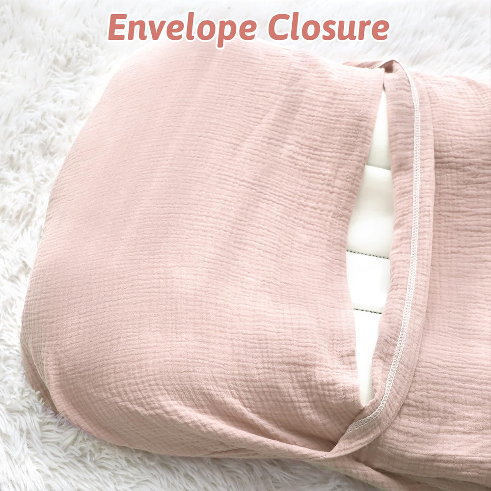 Hooyax envelope closure demonstrates quick on-off for busy parents.