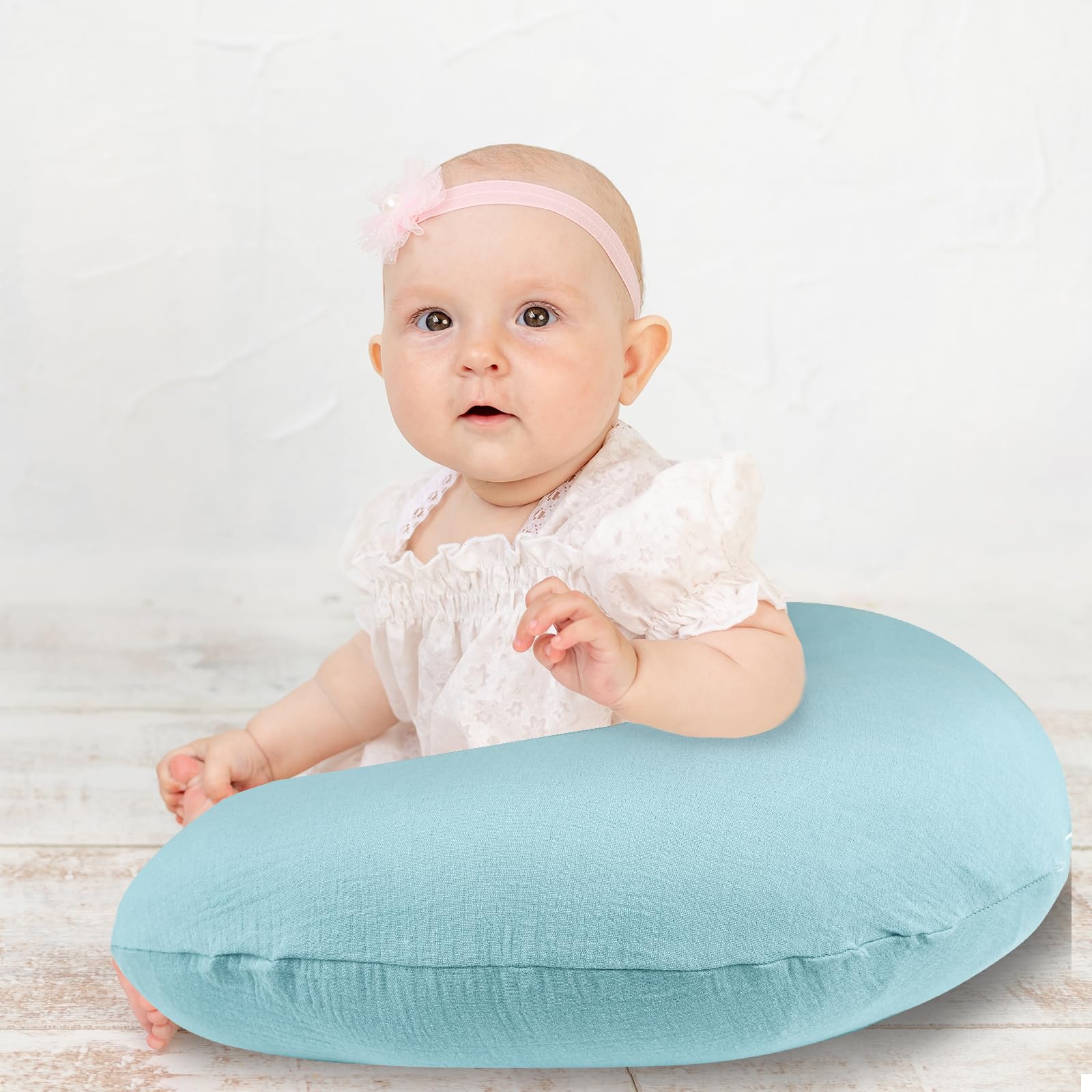 Hooyax muslin nursing pillow covers gift-ready packaging, ideal for baby registries.