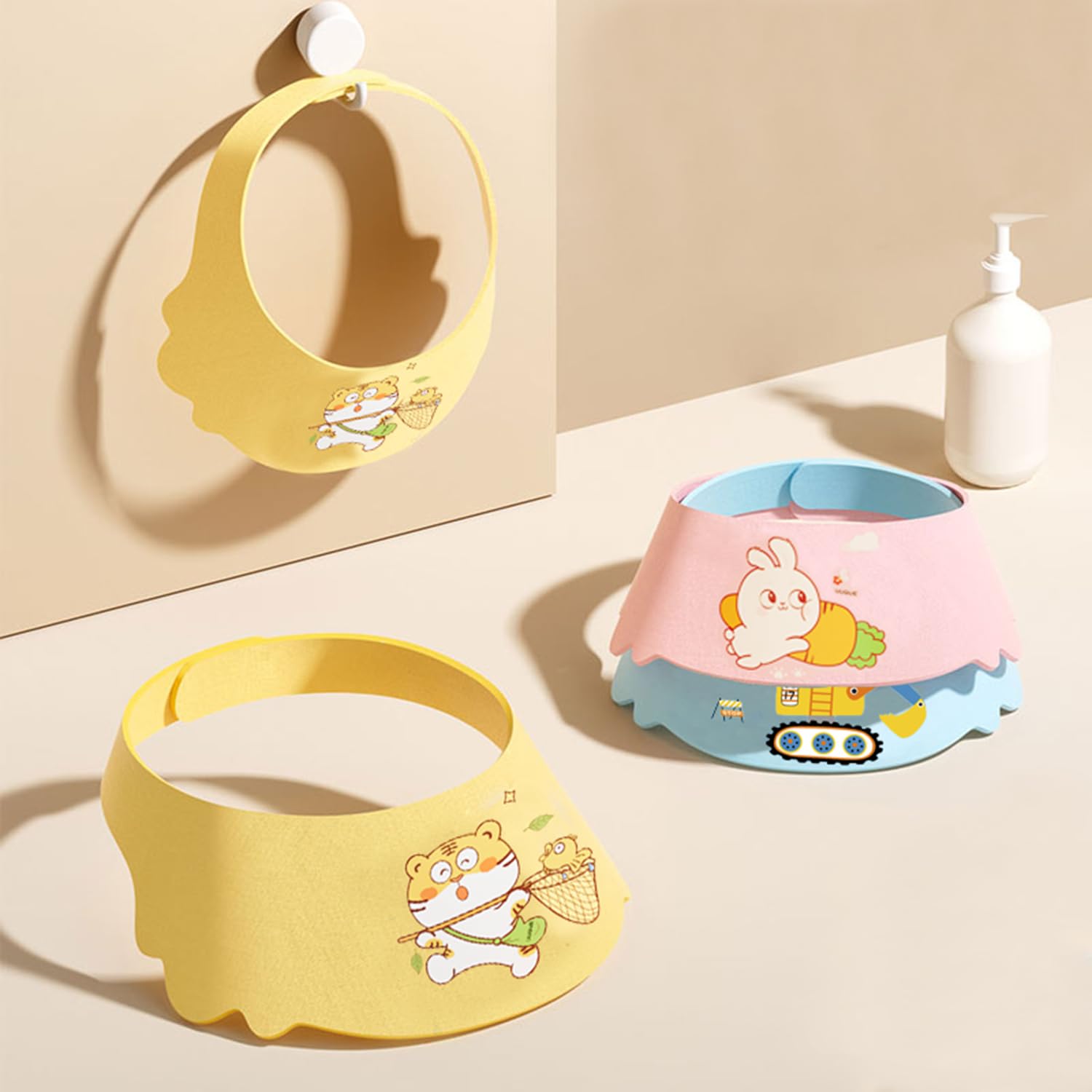 HOOYEE Colorful cartoon cap adds fun to bath time