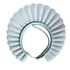 Hooyee Safe Shampoo Cap providing eye protection during kid bath time.