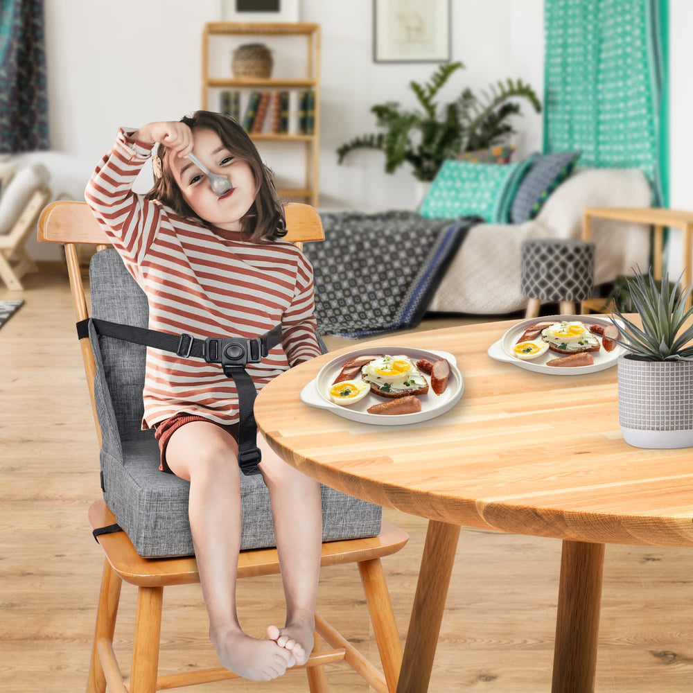 HOSEASCA booster seat with adjustable straps ensures secure feeding