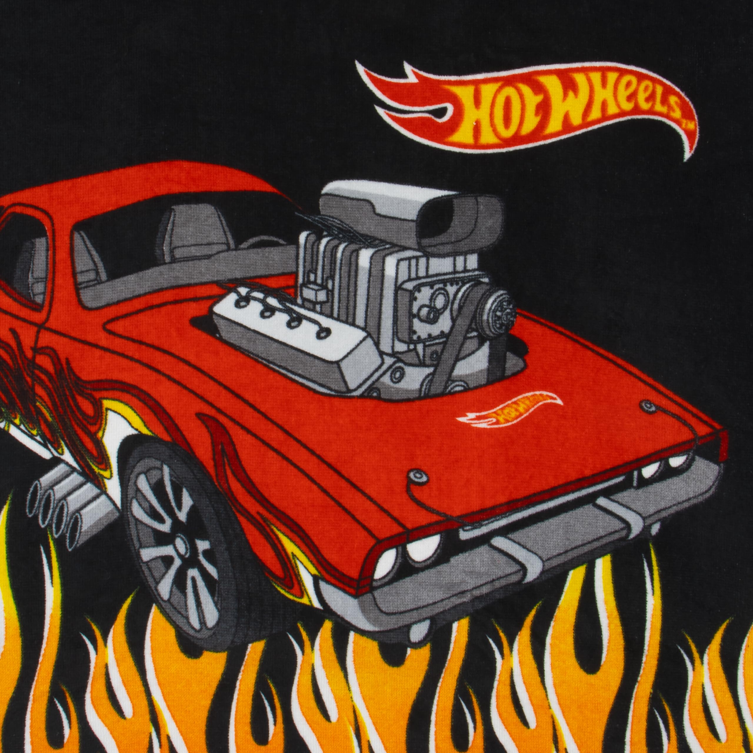 Hot Wheels absorbent towel dries quickly after splashes
