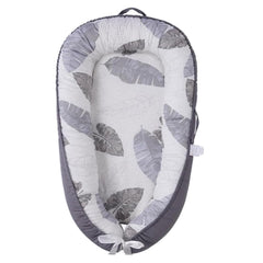 HOVIKOKI lounger edge cotton bumper close-up highlighting plush support