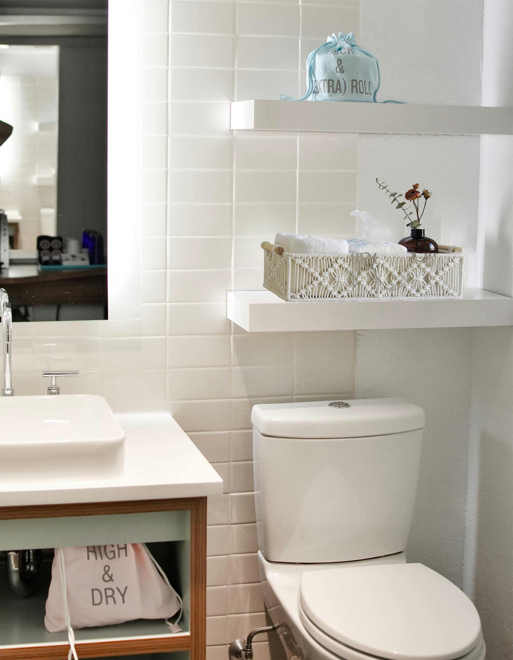 HOZII@FAB basket handles provide easy carry and versatile placement