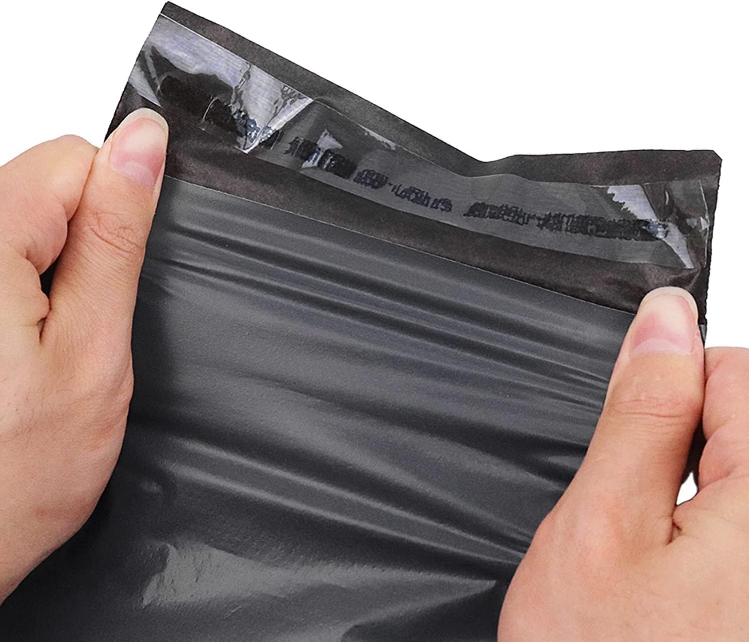HQSLsund NapkinCare discreet contents stay sealed and odor-controlled.