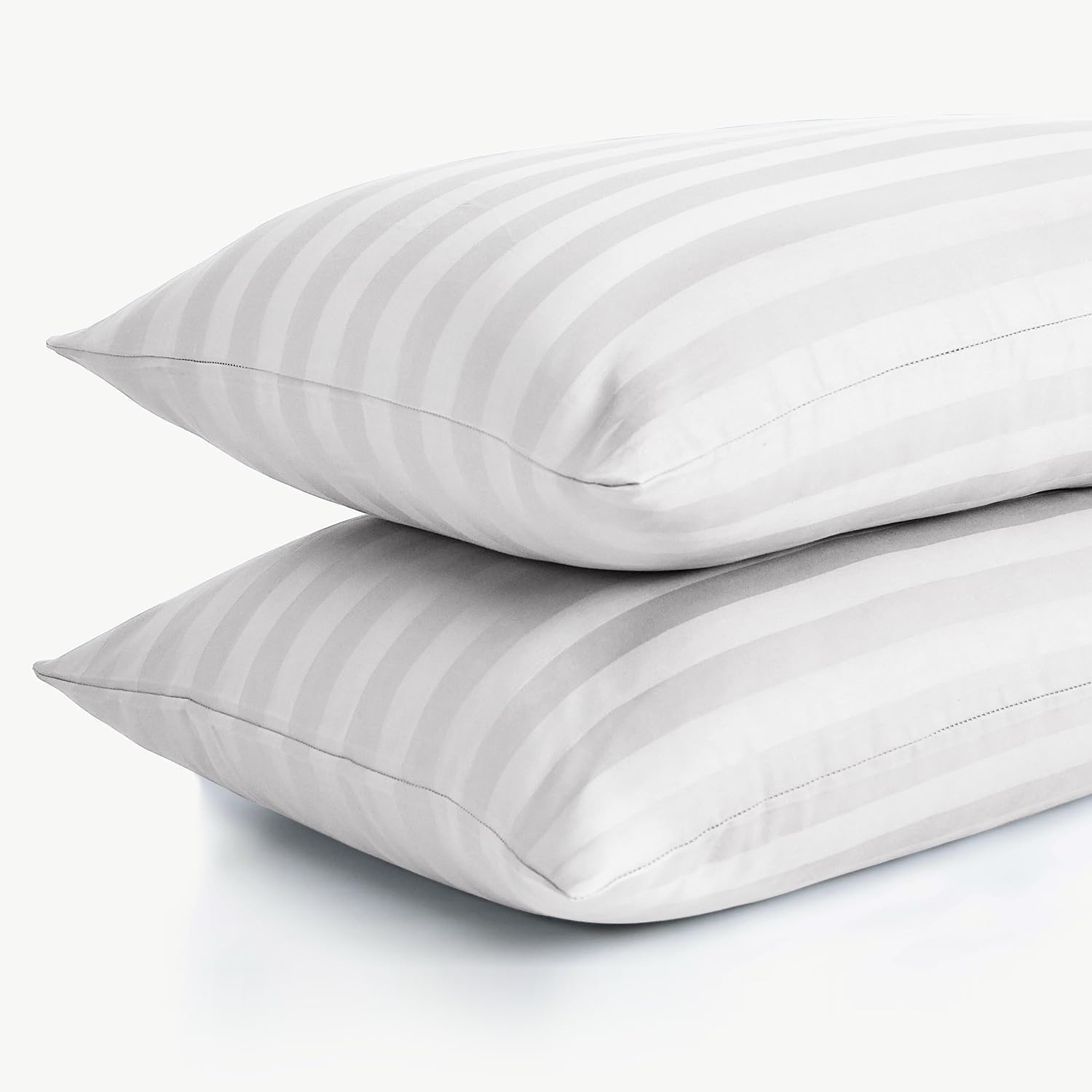 Hriksh zipper closure pillowcase for secure containment during travel.