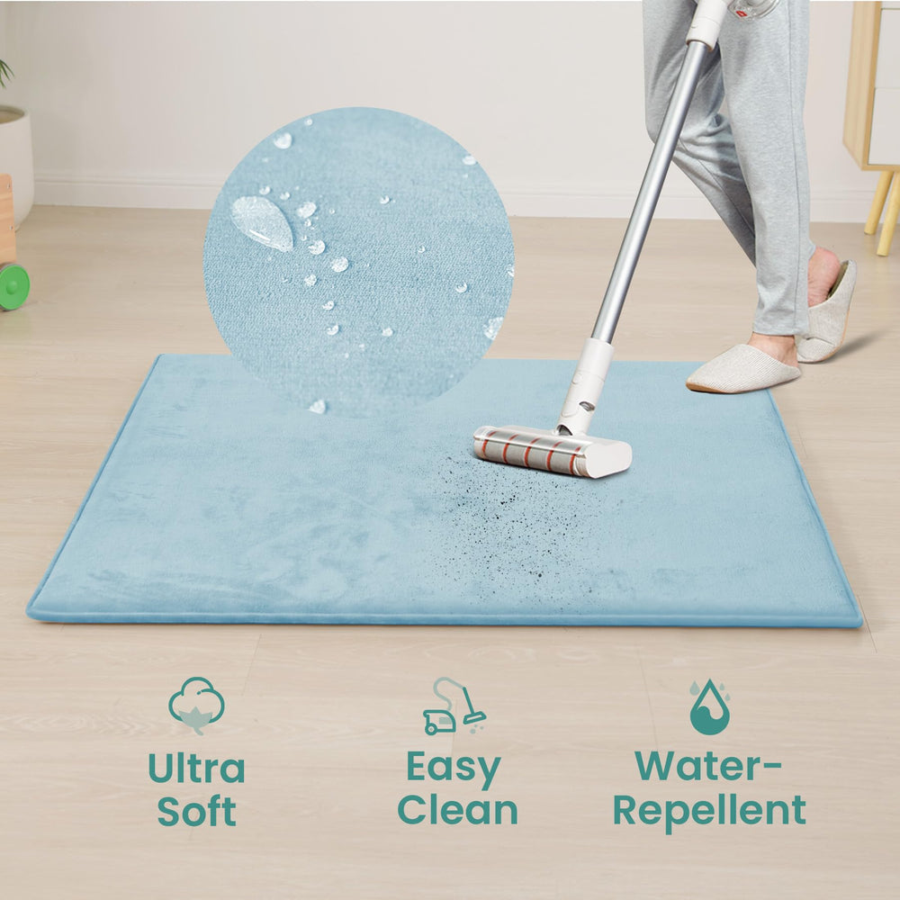 Huloo Sleep versatile play mat for indoor or outdoor use.