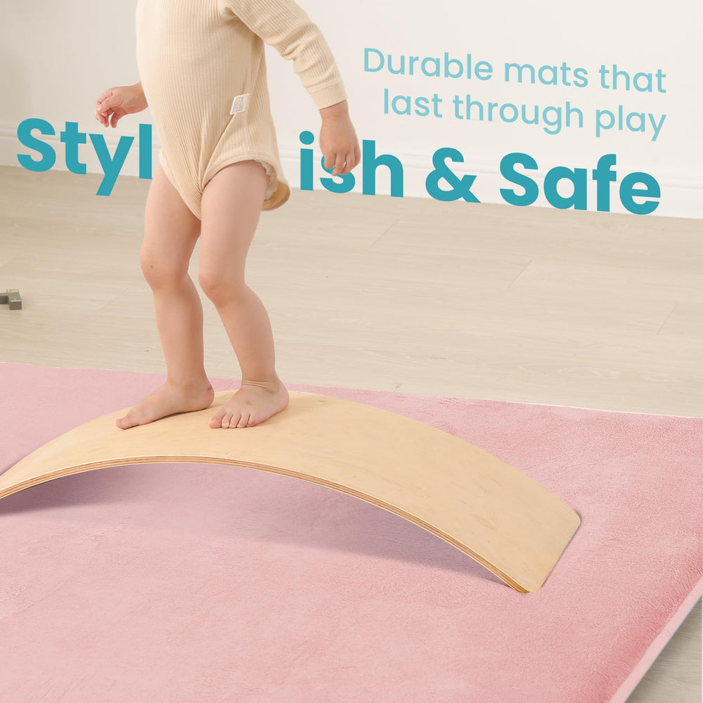 Plush coral fleece on Huloo Sleep mat feels soft for little ones.