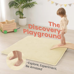 Huloo Sleep coral velvet fabric closeup highlights water-repellent surface.