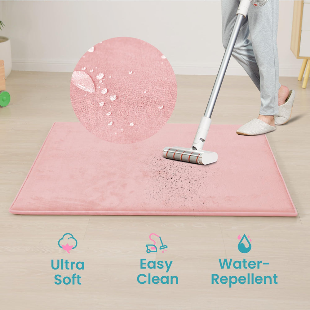Huloo Sleep easy-clean surface makes tidy-up quick and simple.