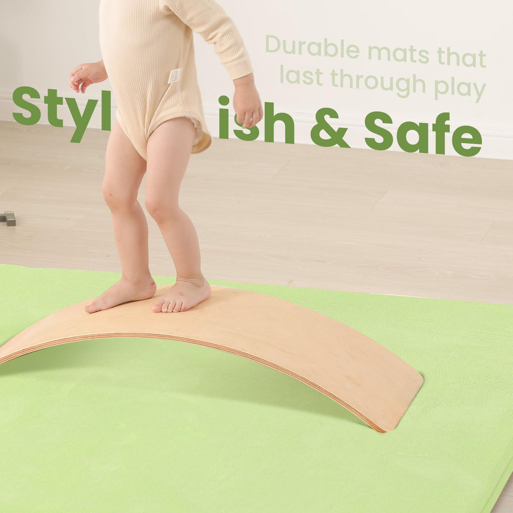Huloo Sleep spill cleanup with coral velvet surface