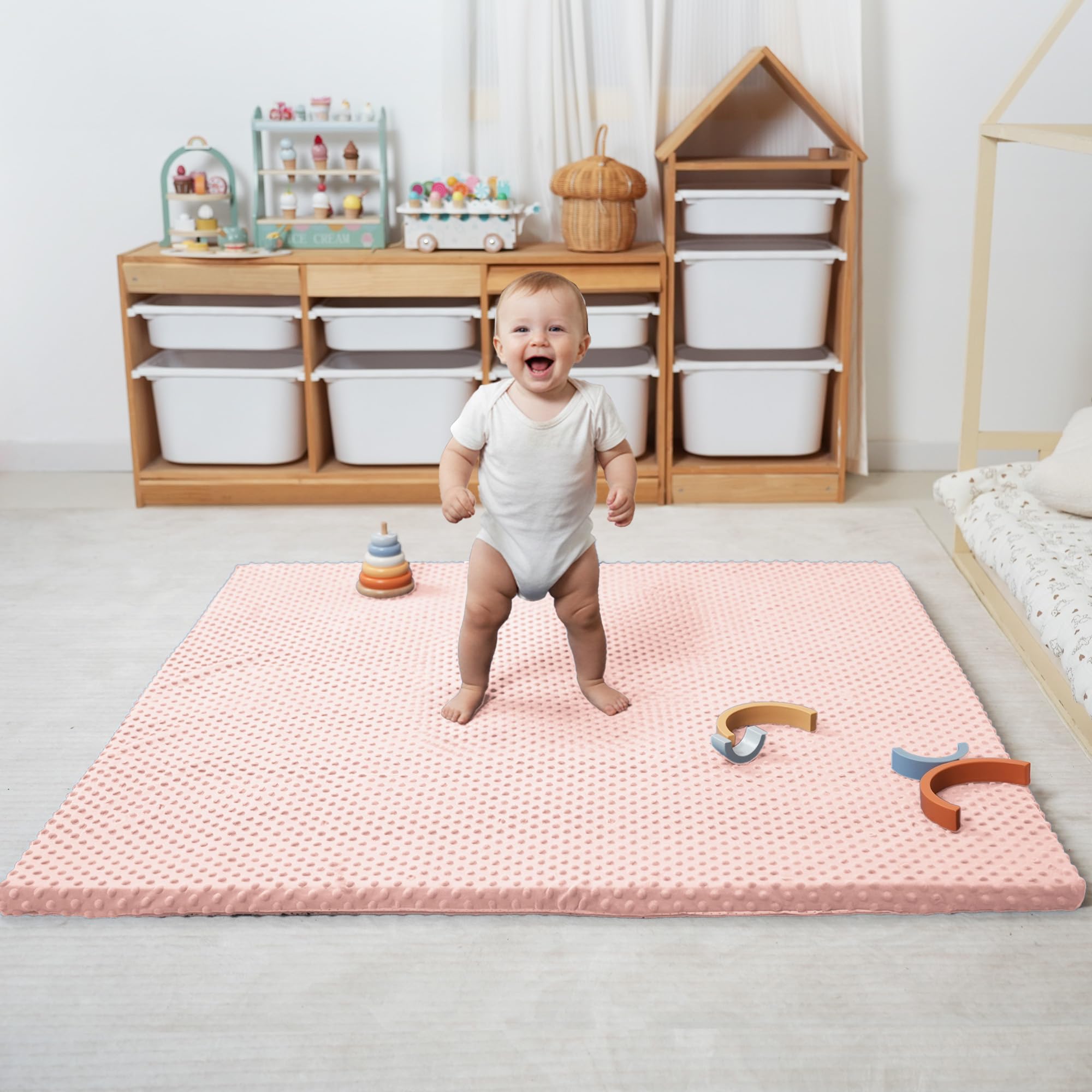 Huloo Sleep durable design stands up to daily crawling, tummy time, and floor play.