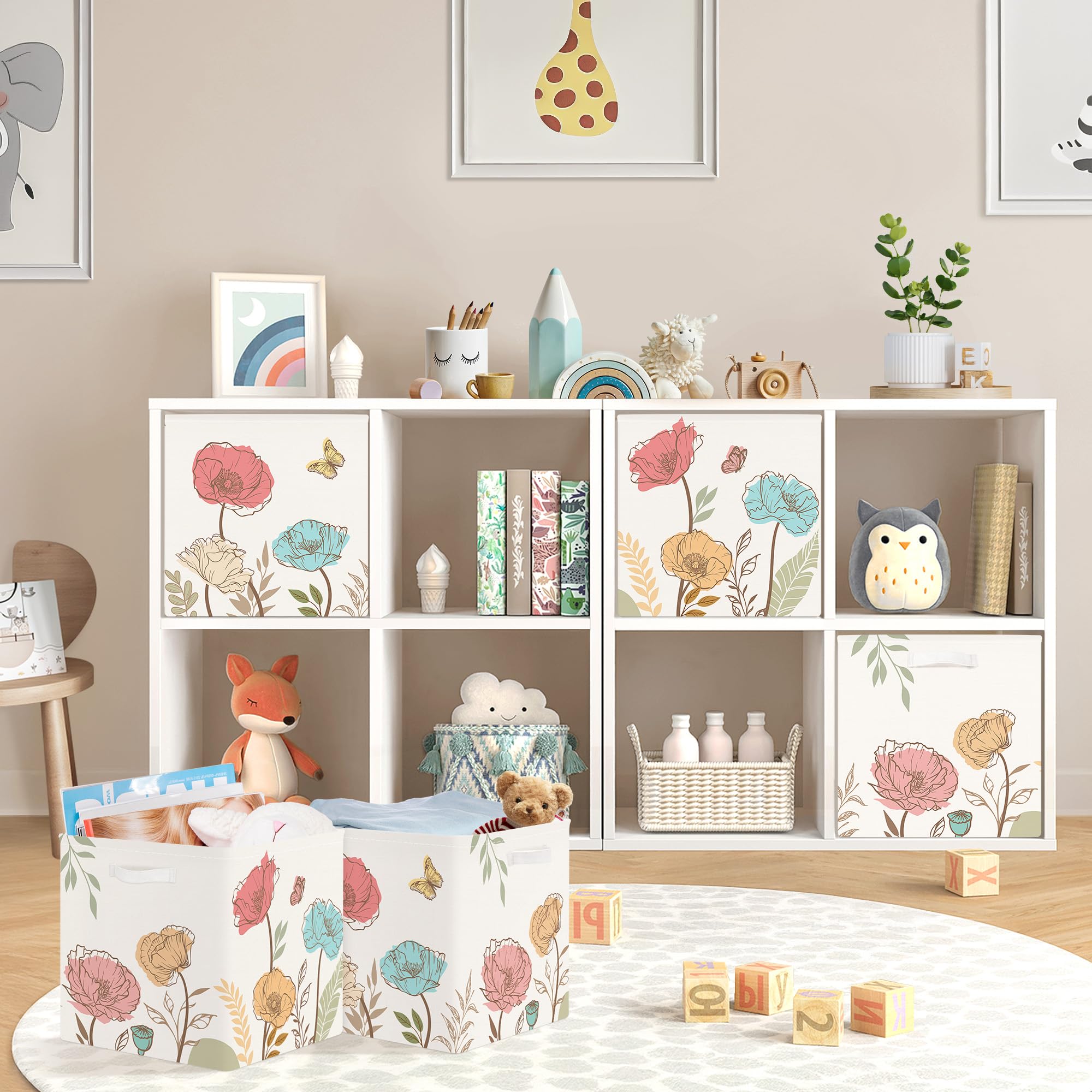 HUUMONSS Wild Flower cubes with handles for easy transport around the home.