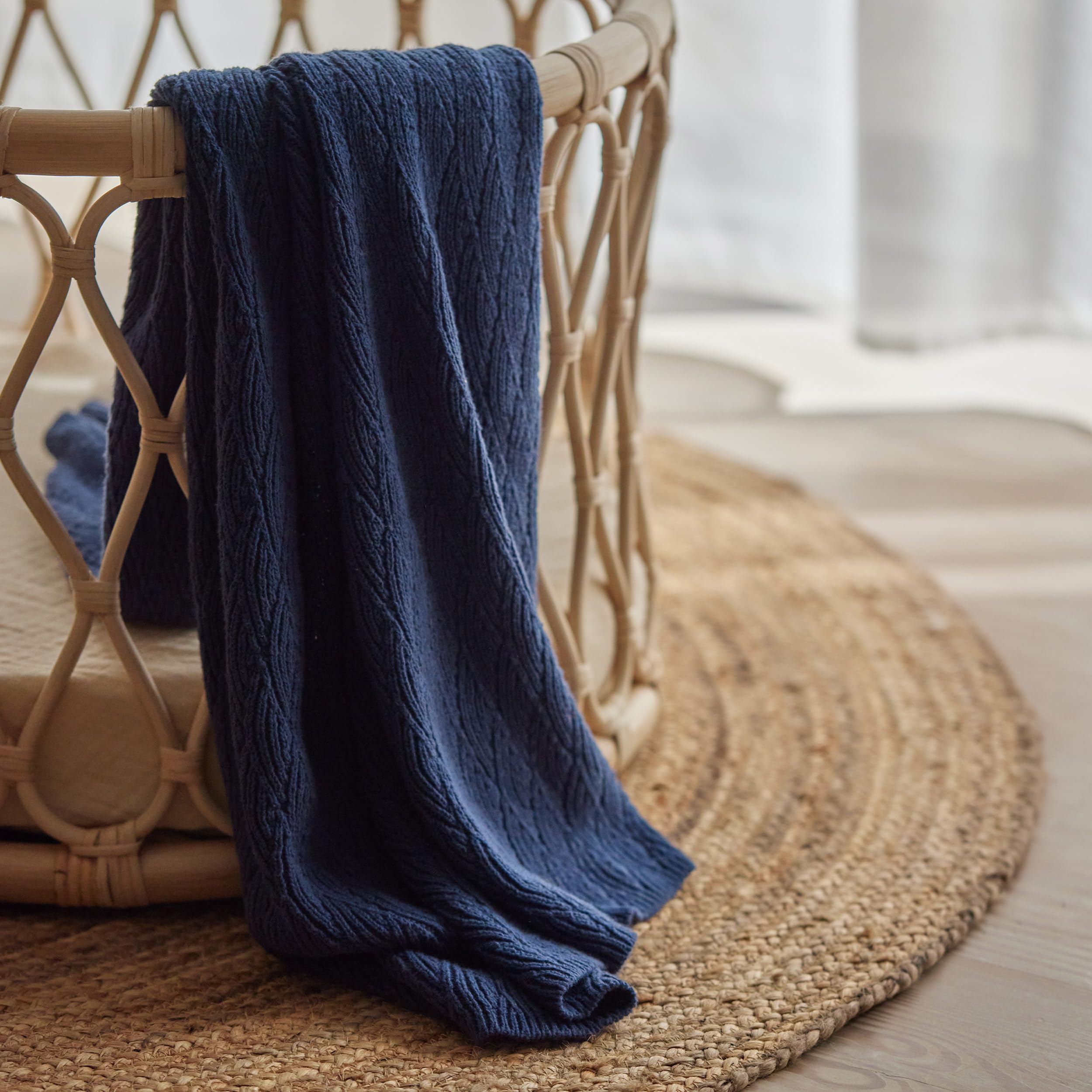 Huxie gender-neutral design, timeless gift for baby showers.
