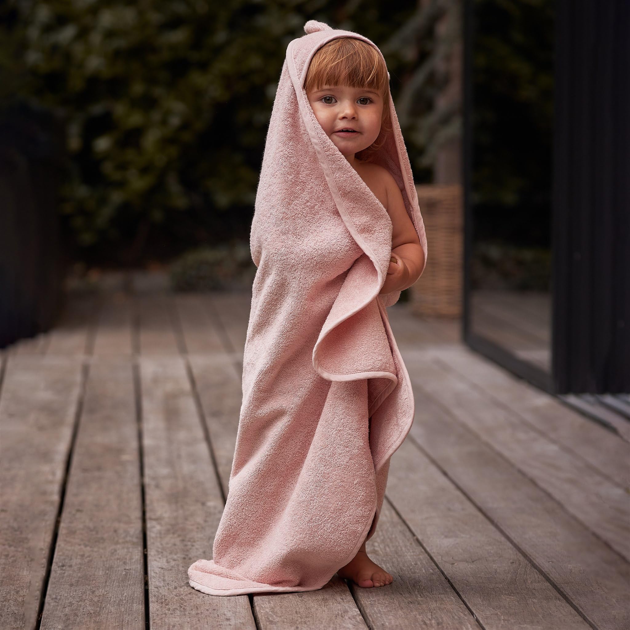Huxie bath-time soft-touch towel feels gentle on delicate skin.