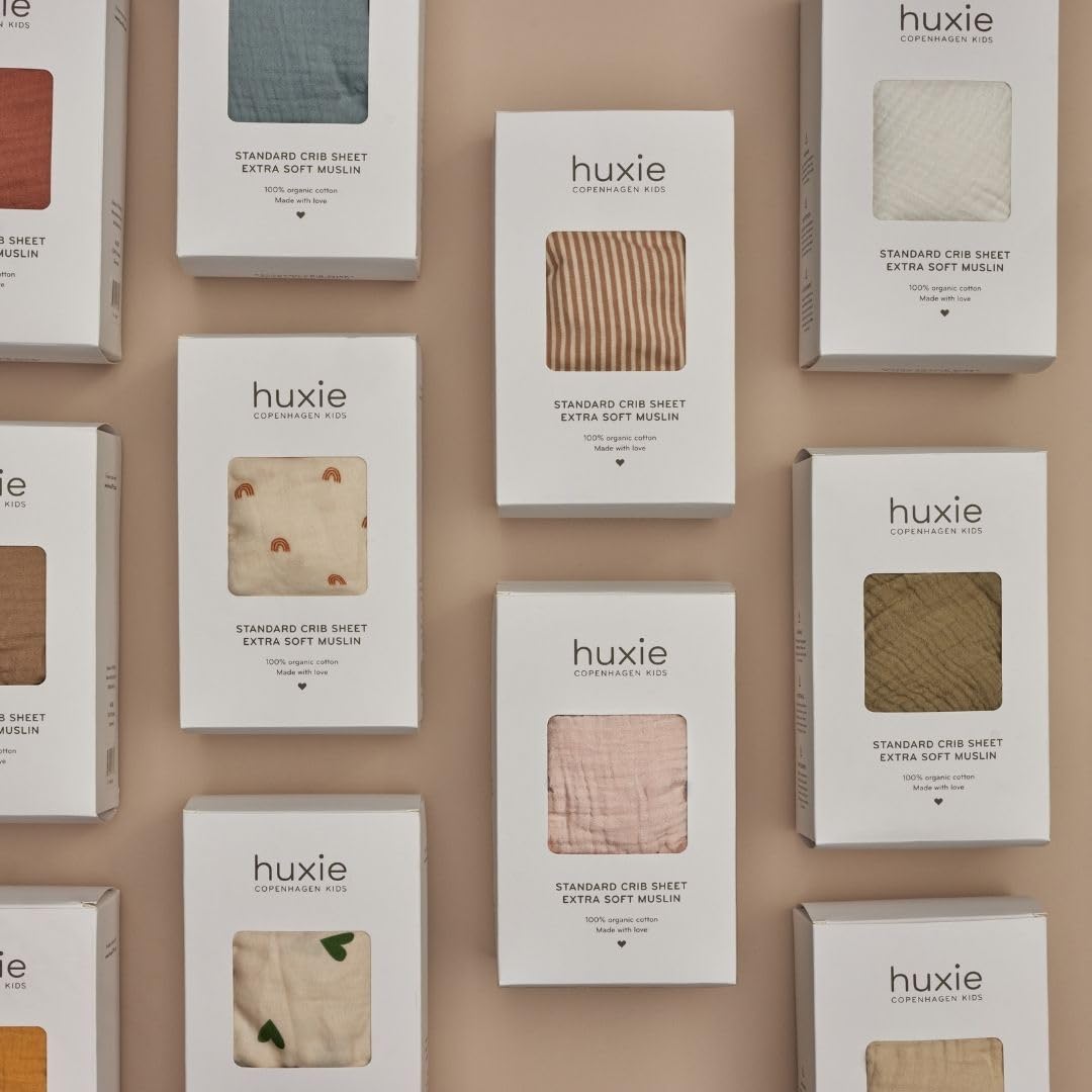 Huxie Scandinavian-inspired design complements modern nurseries.