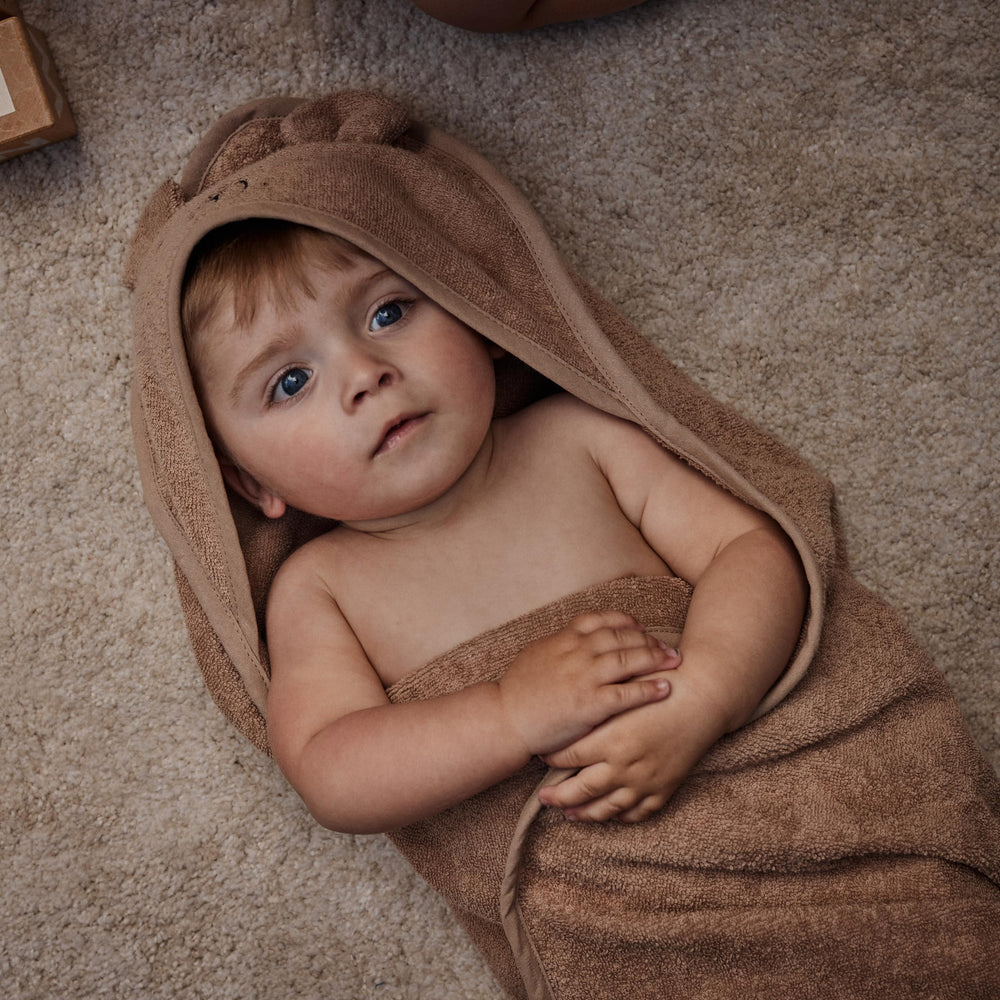 Huxie easy-care towel stays soft after many washes.