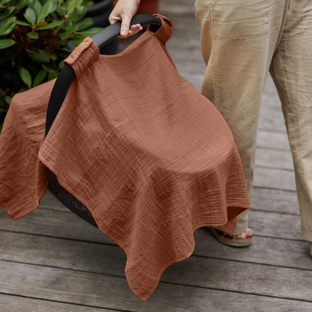 Huxie canopy folds compactly for travel and storage.