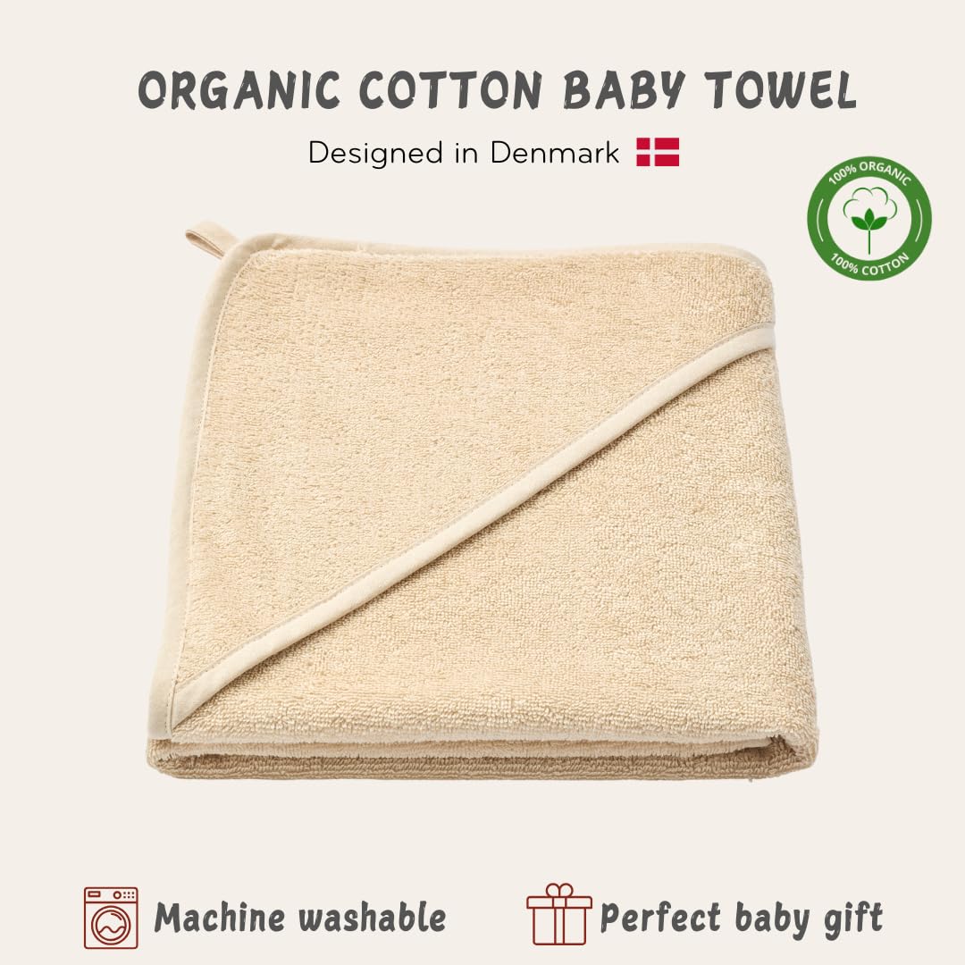 Huxie Hooded Baby Towel hood feature for warm after-bath comfort.