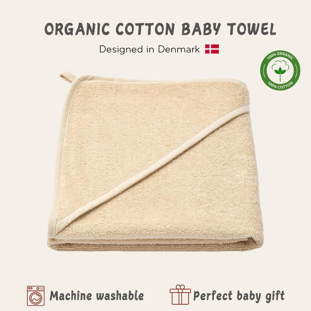 Huxie Hooded Baby Towel hood feature for warm after-bath comfort.