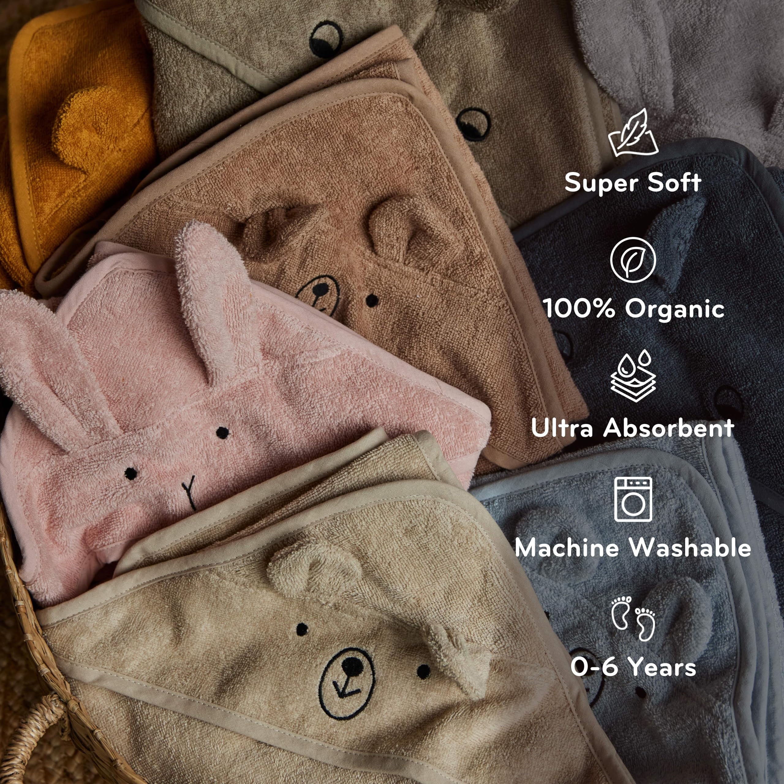 Huxie hooded towel gift-pack—timeless present for new parents.