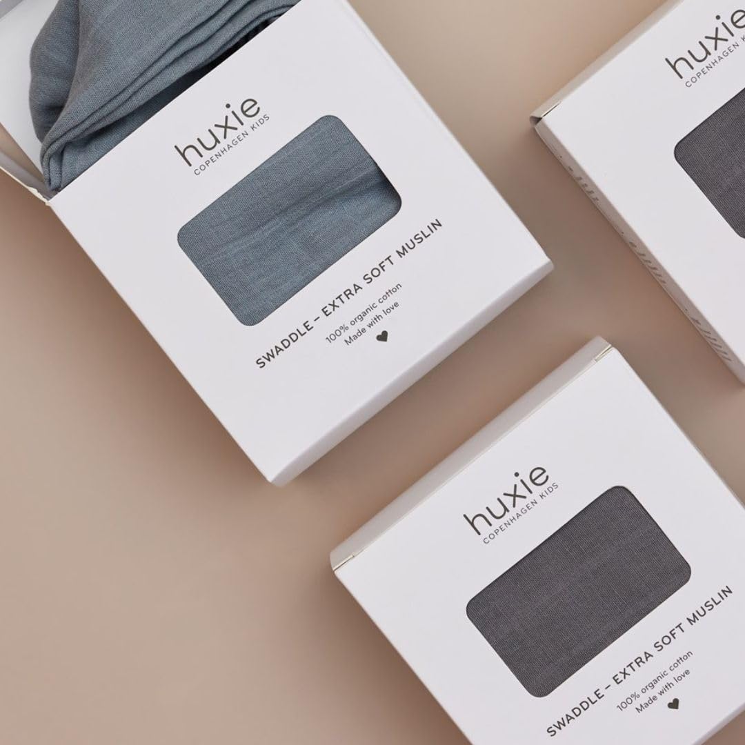 Huxie lightweight, easy-care fabric dries quickly after washing