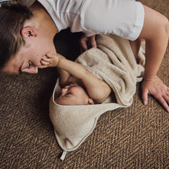 Huxie 32x32 inch towel size suitable from newborn to toddler