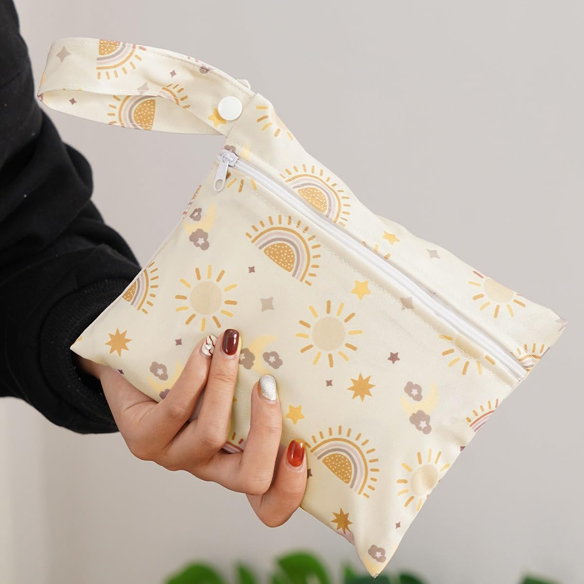 HZNOO easy-care, machine-washable wet/dry bags for reuse