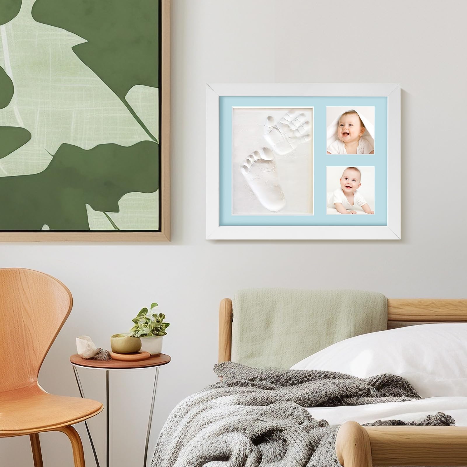 Hzorille pet paw print option adds a heartwarming family memory.