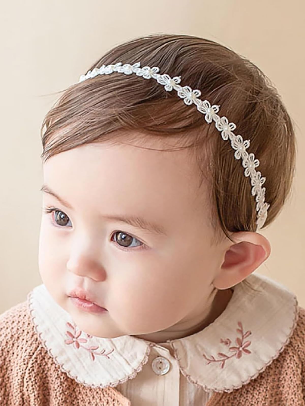 ICKEYOU flower crown headband with white pearl finish for elegant photos and events