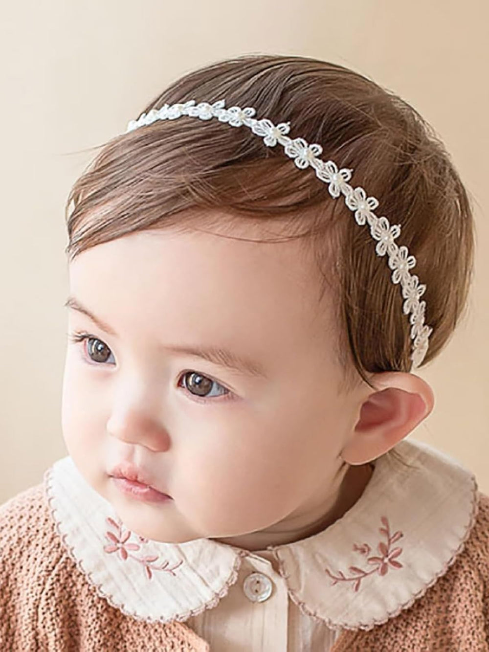 ICKEYOU flower crown headband with white pearl finish for elegant photos and events