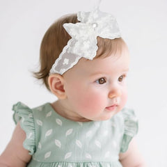 ICKEYOU Handmade Lace Headband with colorfast hues for milestone portraits.