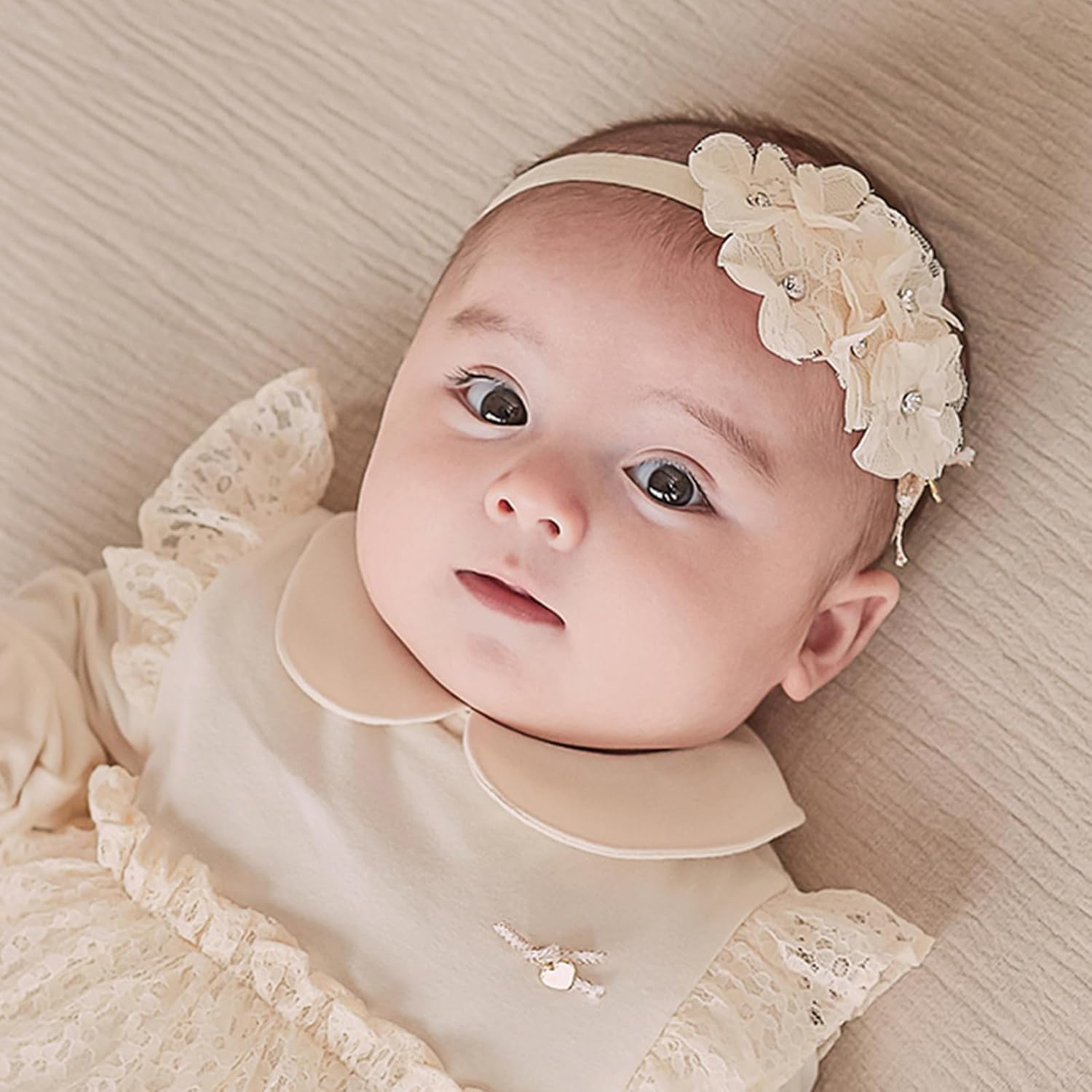 ICKEYOU baby photography-ready lace headband enhances moments without constricting movement.