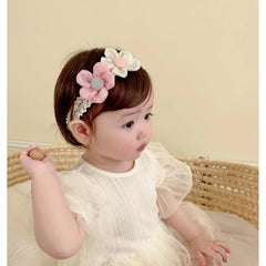 ICKEYOU photography-friendly flower headband complements outfits for everyday wear.