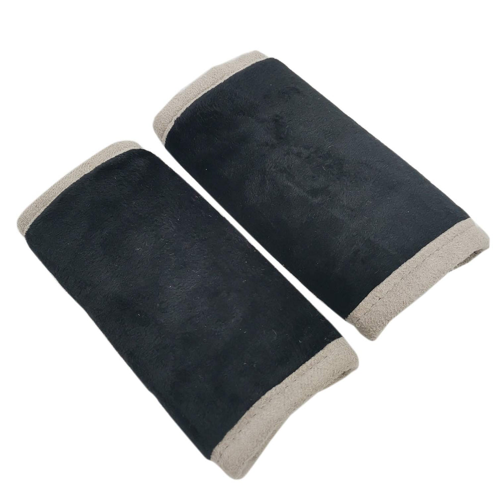 ICOPUCA anti-slip strap pad stays in place during travel