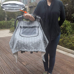 ICOPUCA car seat cover in breathable cotton ensures comfort for newborn skin.