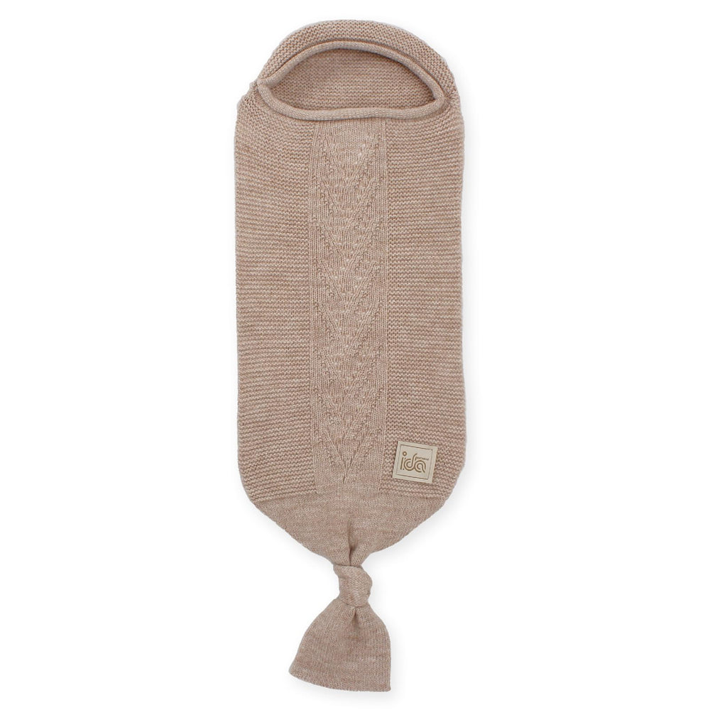 IDA KNITWEAR cocoon design provides a calm, secure sleep cue for newborns.