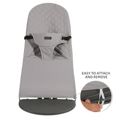 iGRATENS cotton fabric delivers a soft touch for baby bouncer sessions.