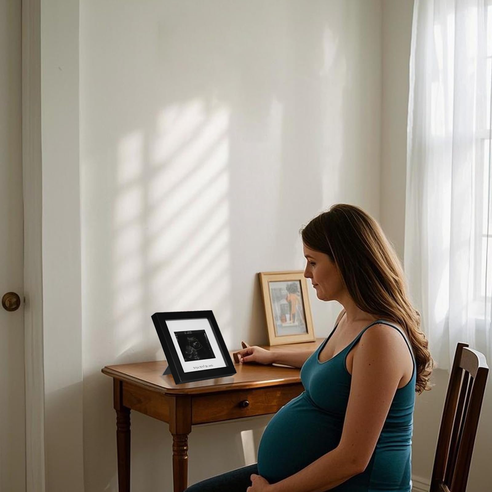 IHEIPYE nursery decor frame adds warmth to the baby's room