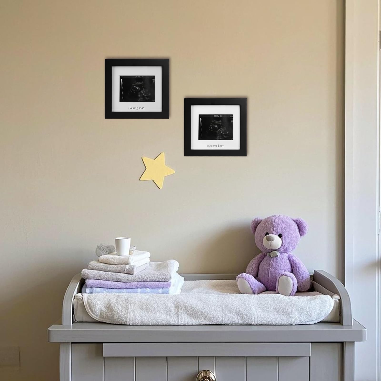 IHEIPYE silver-text frame detail for modern baby keepsakes
