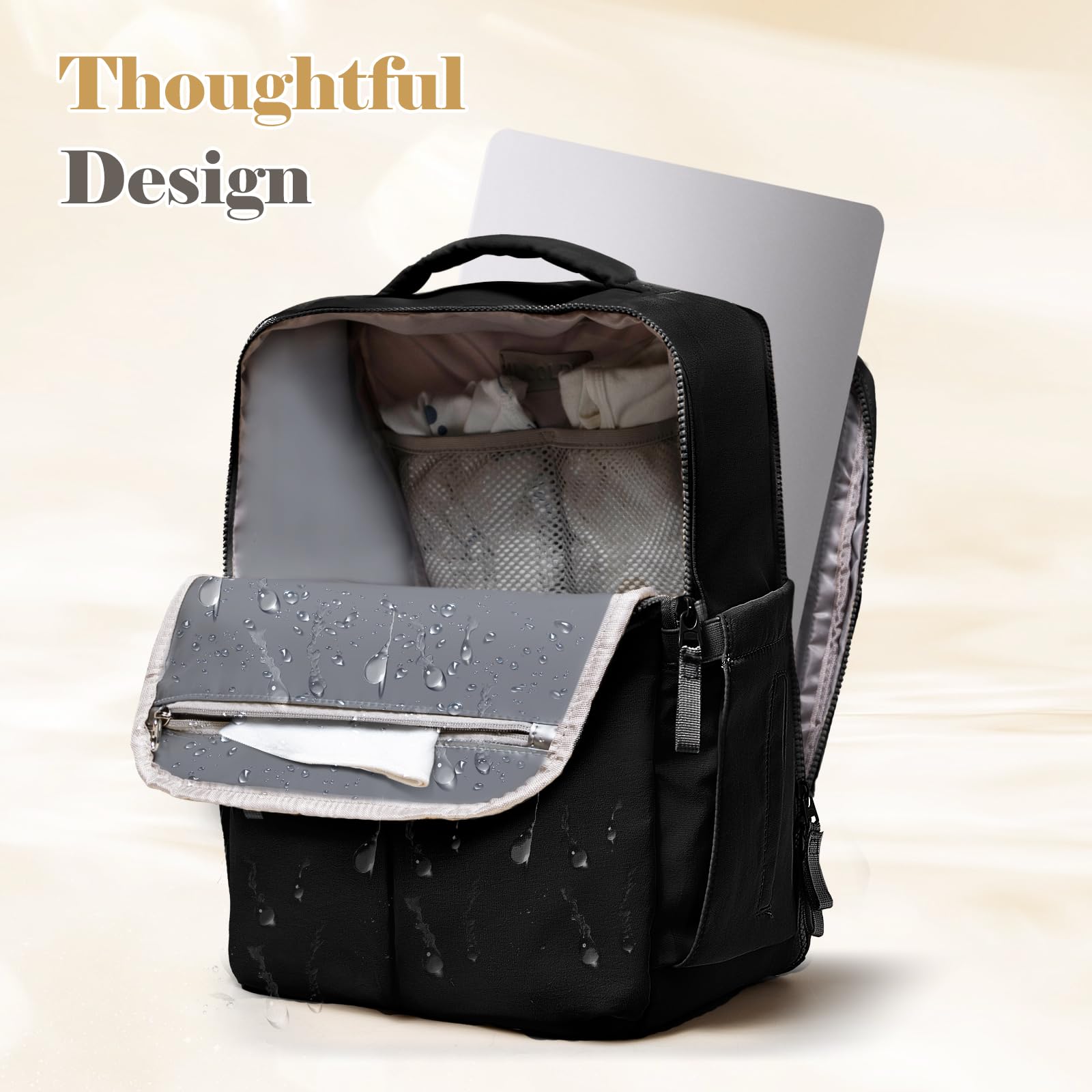 ILCOLPO waterproof nylon construction is durable and easy to clean.