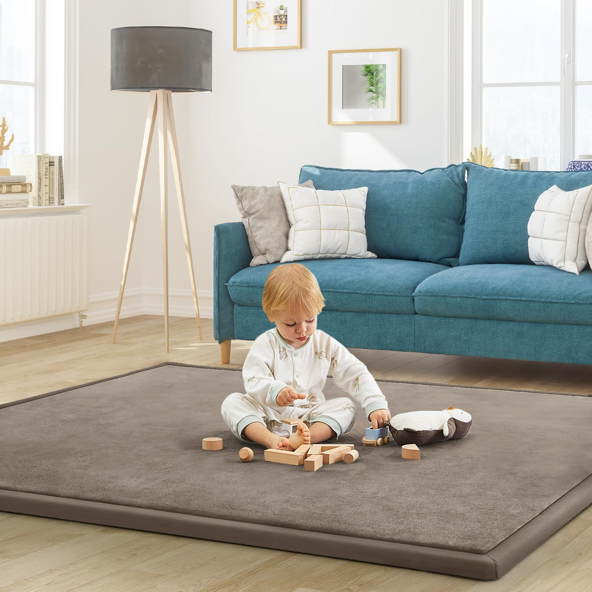 ILPEOD baby play mat front view shows cushioned play area for safe floor time.