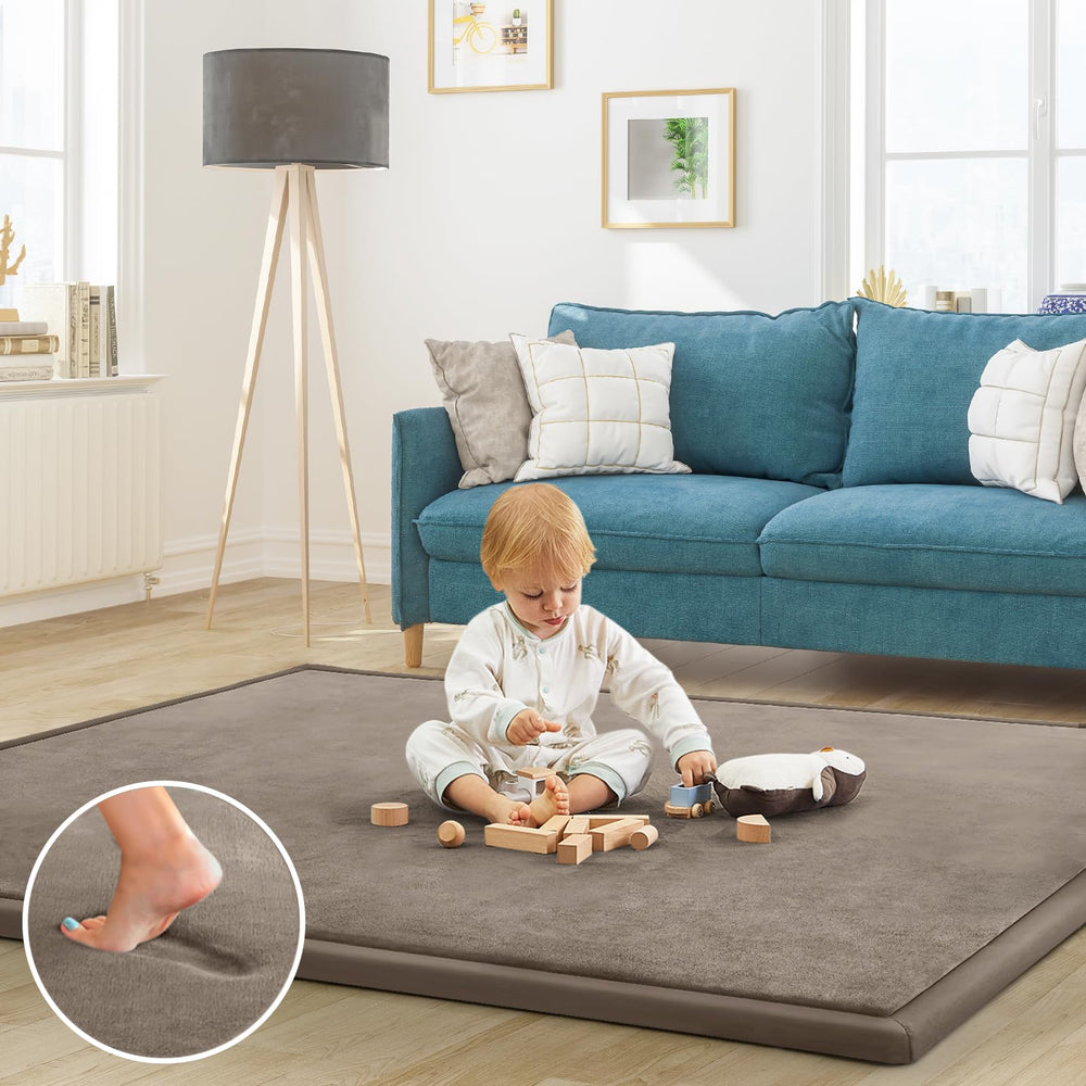 ILPEOD memory foam cushion provides gentle support for crawlers.