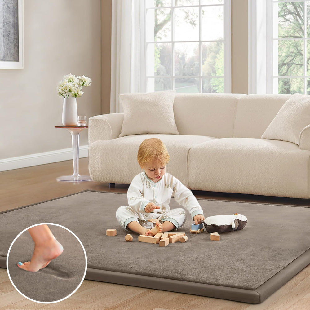 ILPEOD memory-foam crawling mat provides plush cushion for safe tummy time and play.