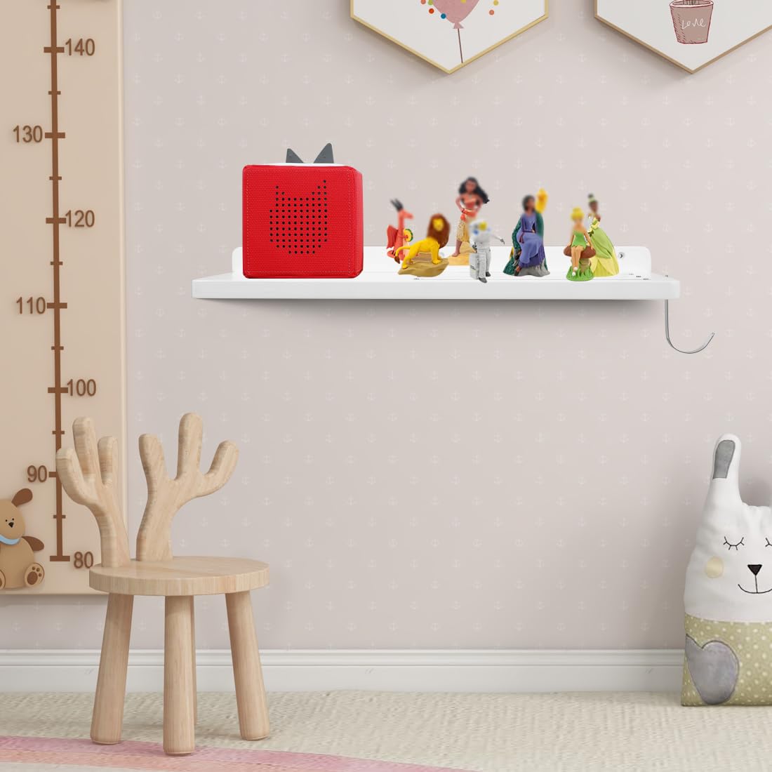 ILSSLI wall-mounted shelf keeps Tonies and Toniebox neatly organized.