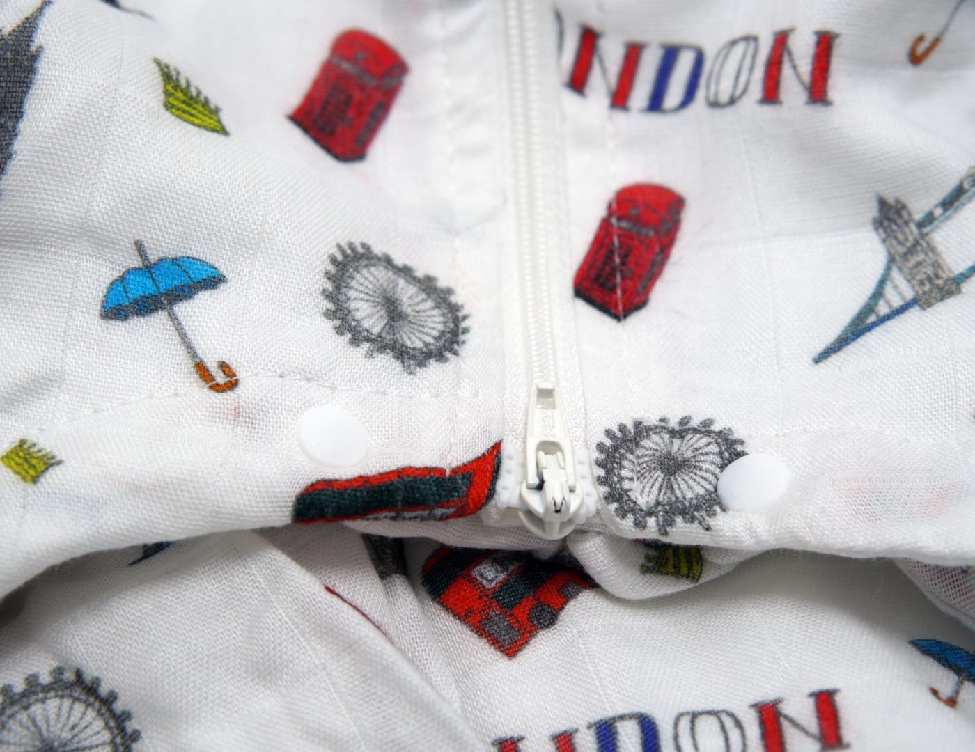 immispace two-way zipper detail enables easy nighttime access