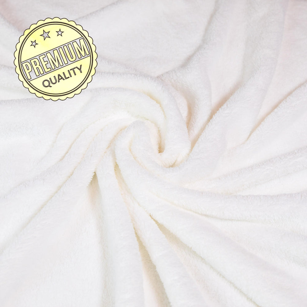 Durable, safe materials used in Ioly's hooded baby towels.
