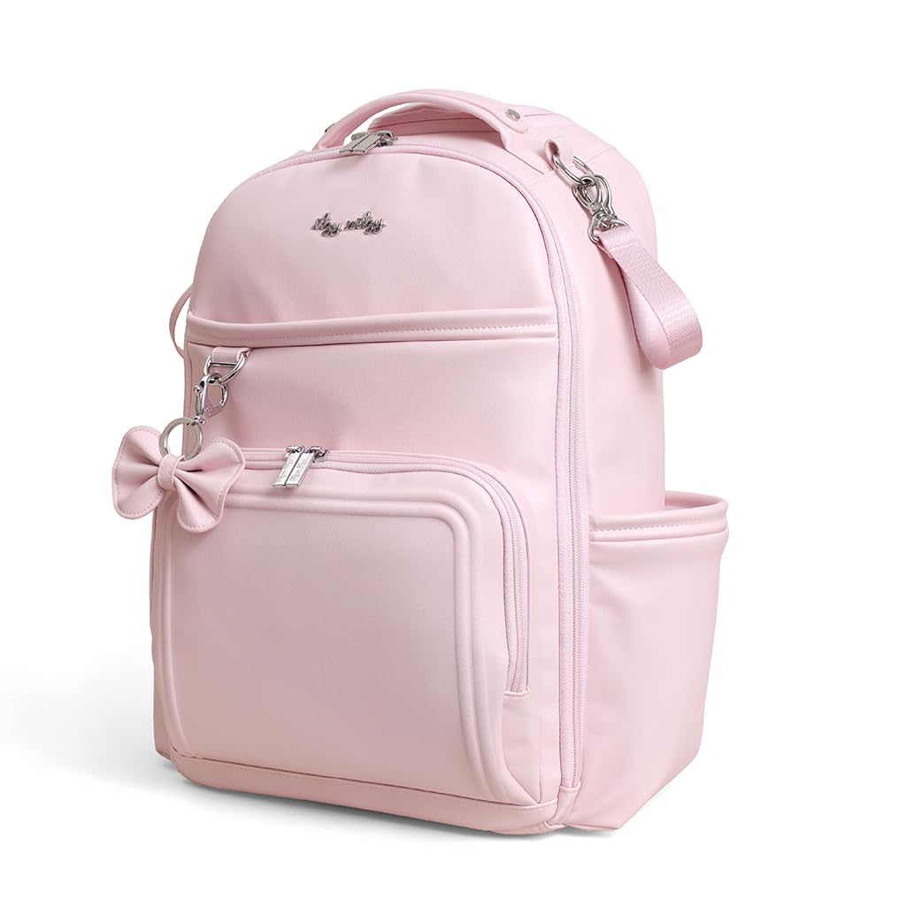 Itzy Ritzy Boss Plus organized pockets for quick access to gear