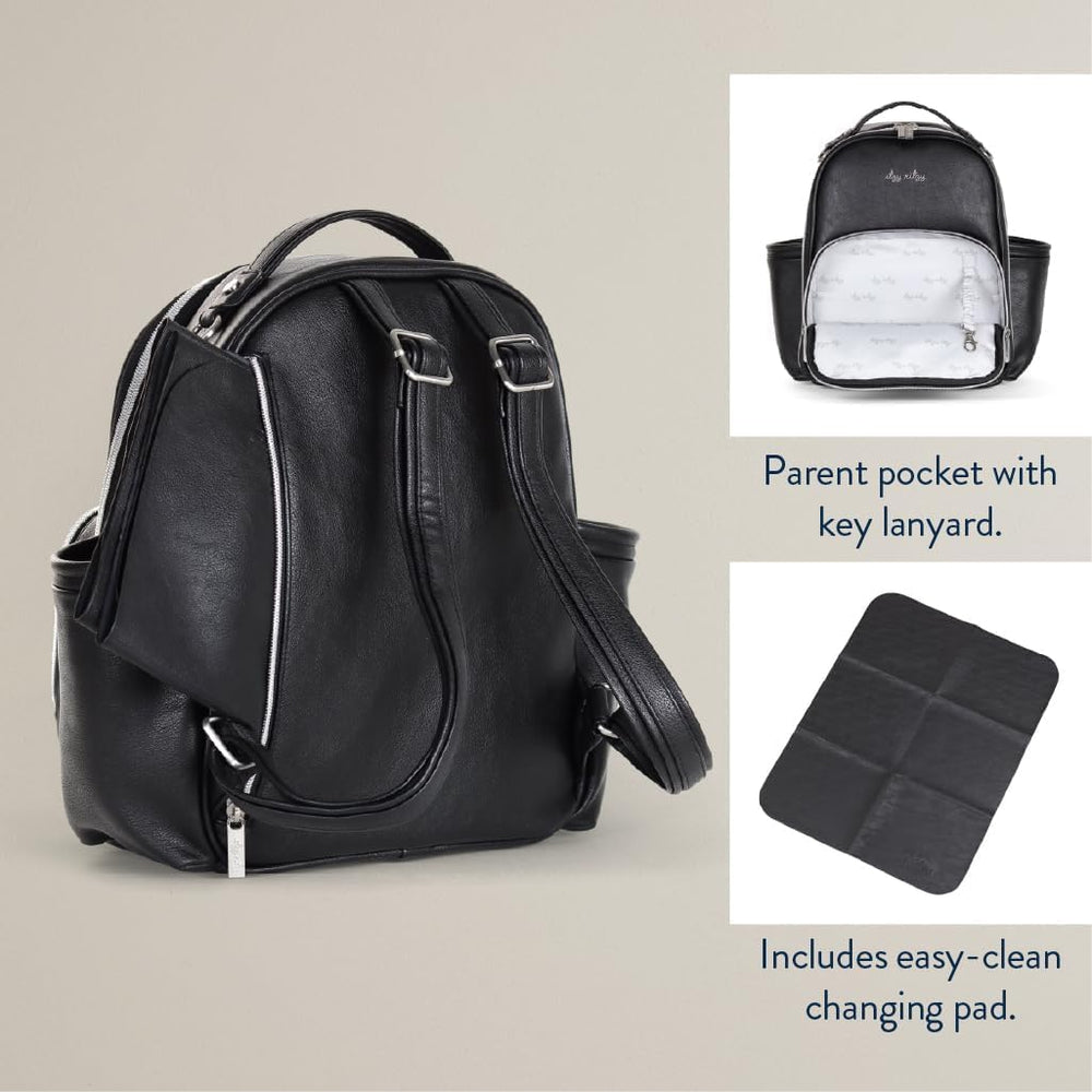 Itzy Ritzy mini plus gender-neutral design suitable for any caregiver